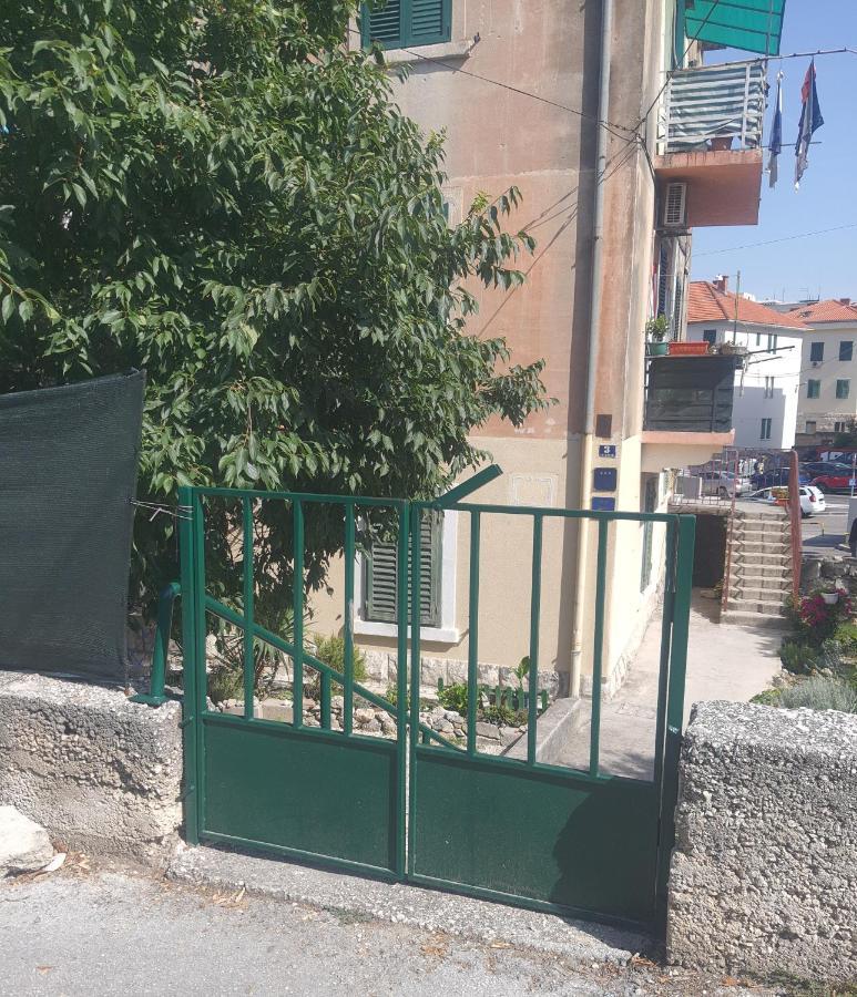 Apartment Izabela Split Zewnętrze zdjęcie